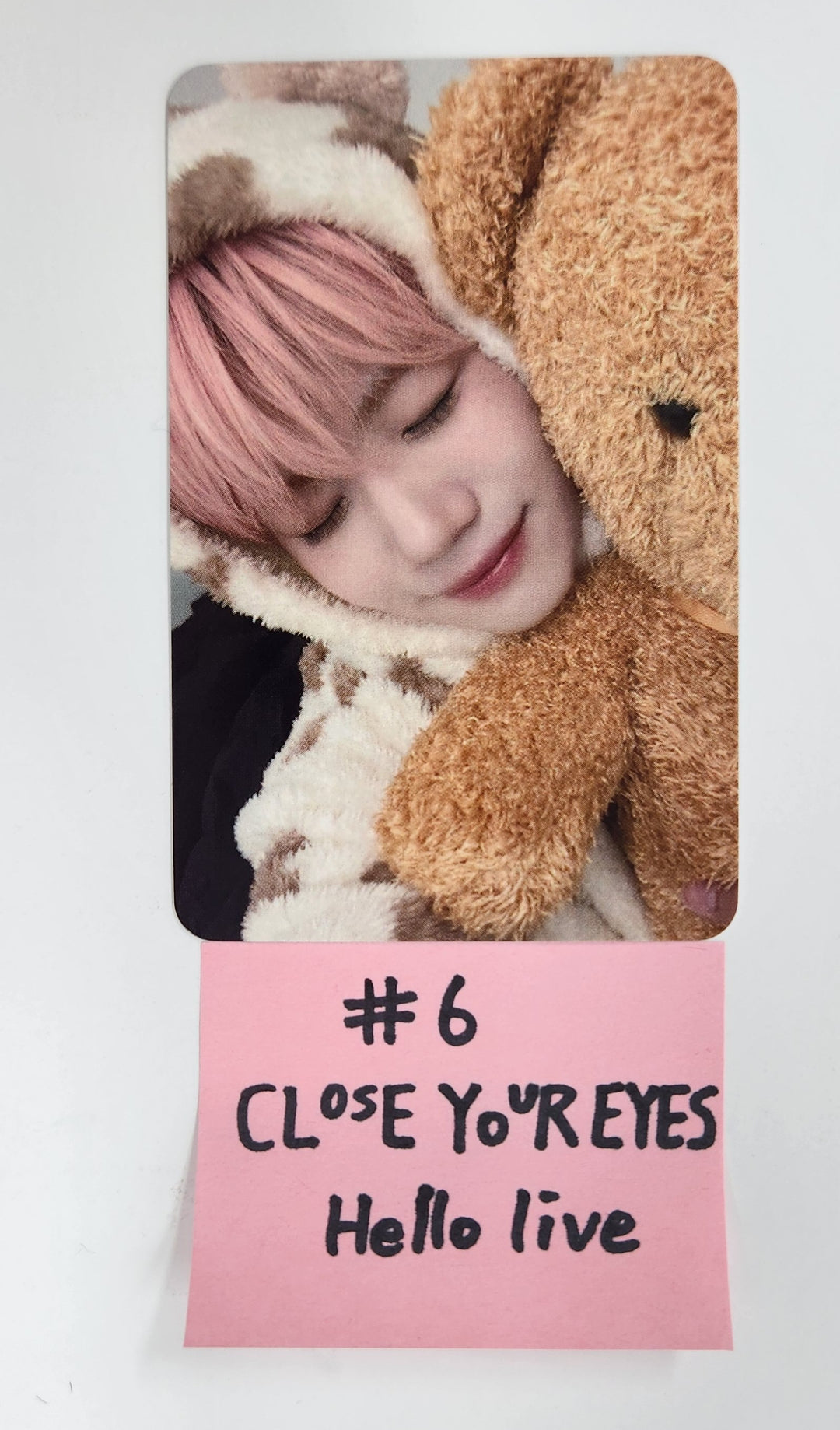 CLOSE YOUR EYES "ETERNALT" - Hello Live Fansign Event Photocard [25.4.22]