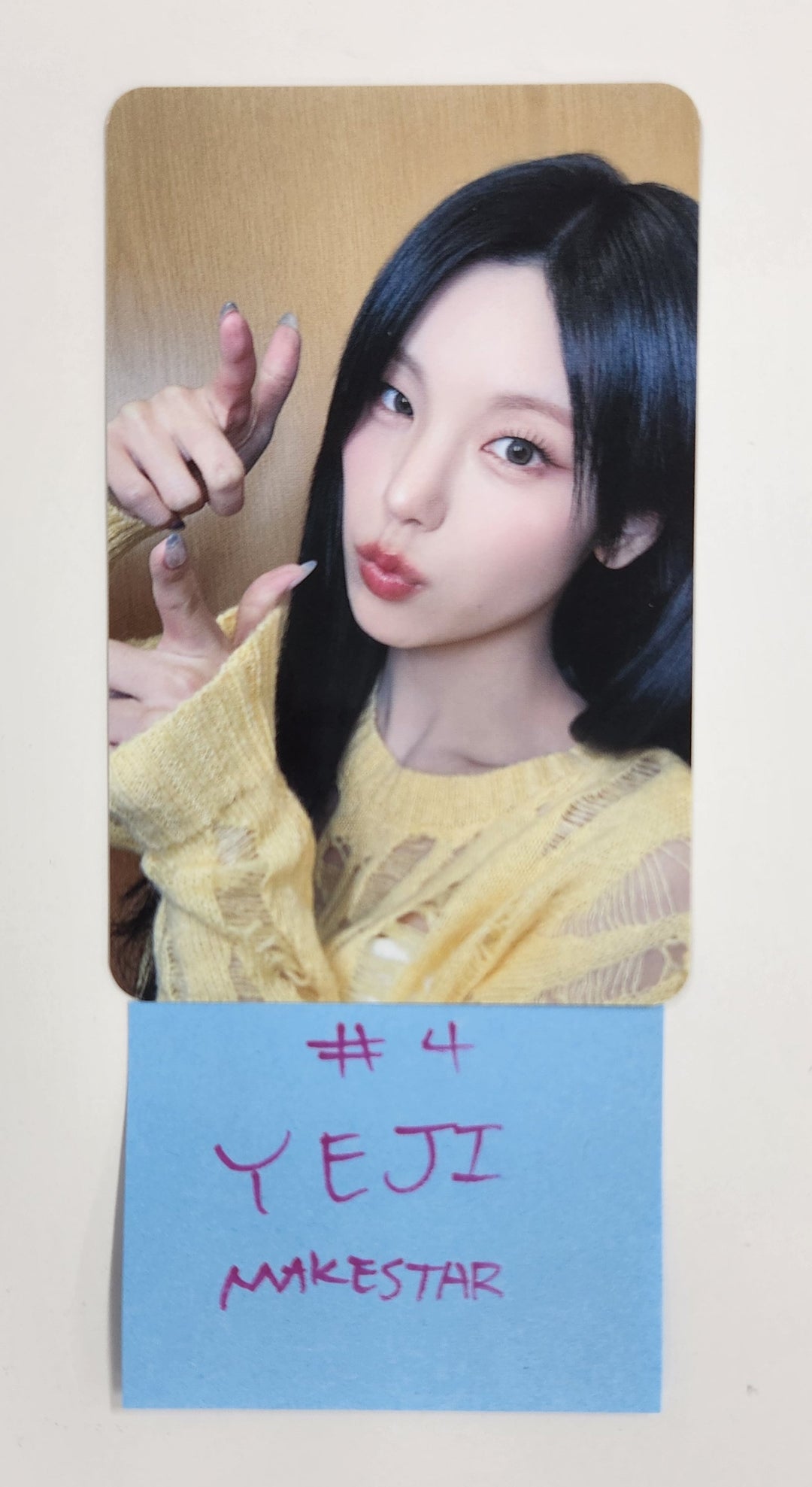 YEJI (Of ITZY) "Air" - Makestar Fansign Event Photocard Round 2 [25.4.23]