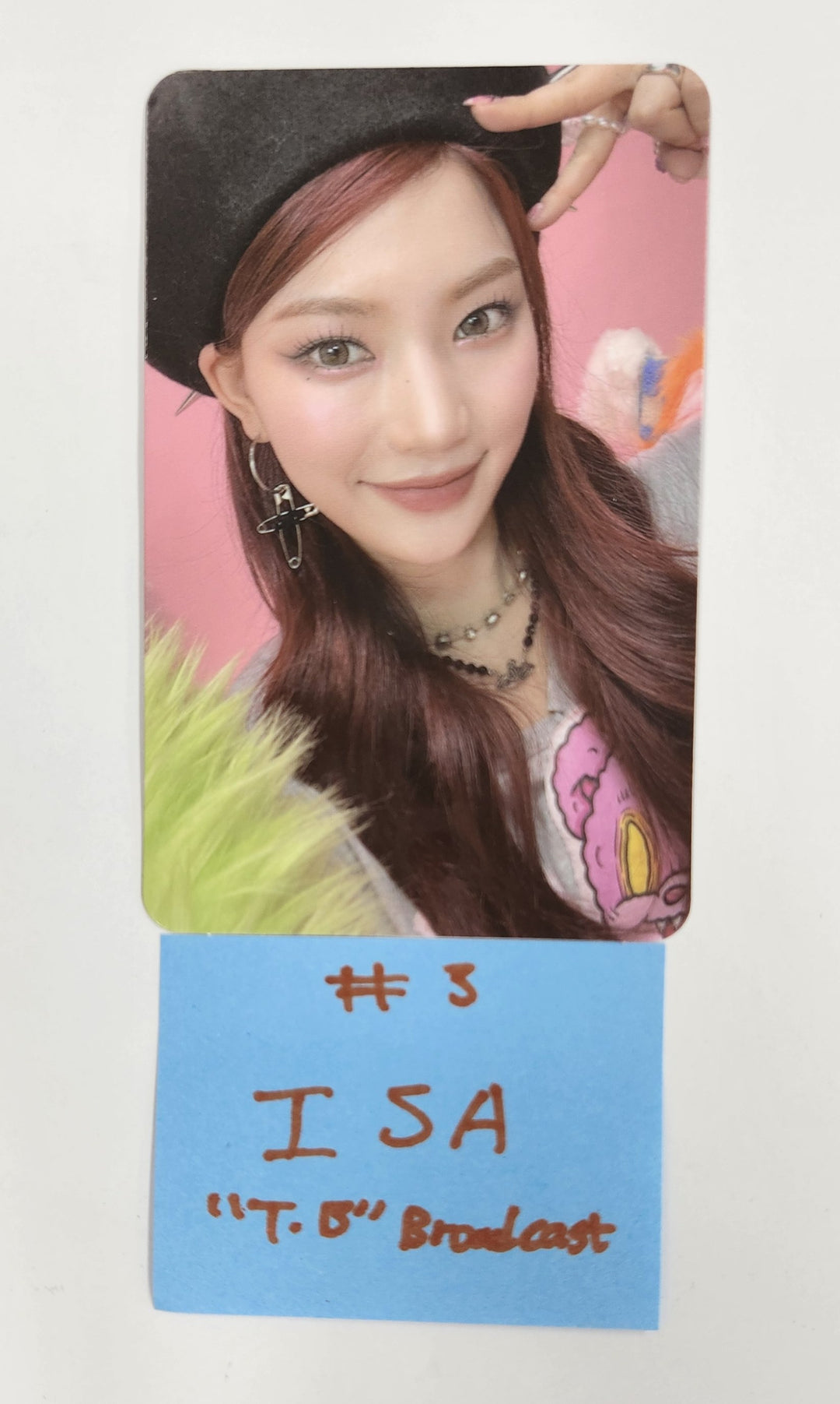 StayC "Teddy Bear" - Broadcast Photocard [25.4.23]