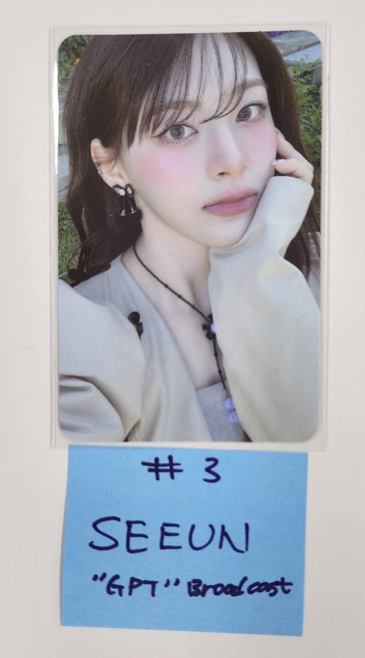 StayC "GPT" - Broadcast Photocard [25.4.23]
