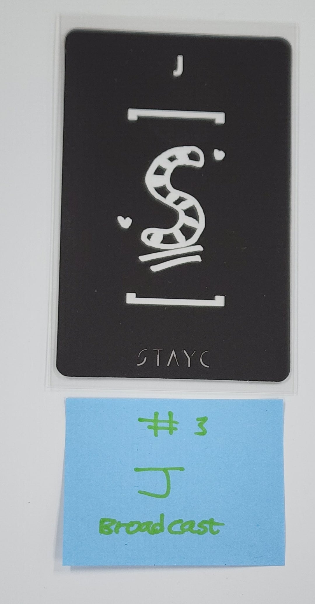 StayC - Broadcast Photocard [25.4.25]