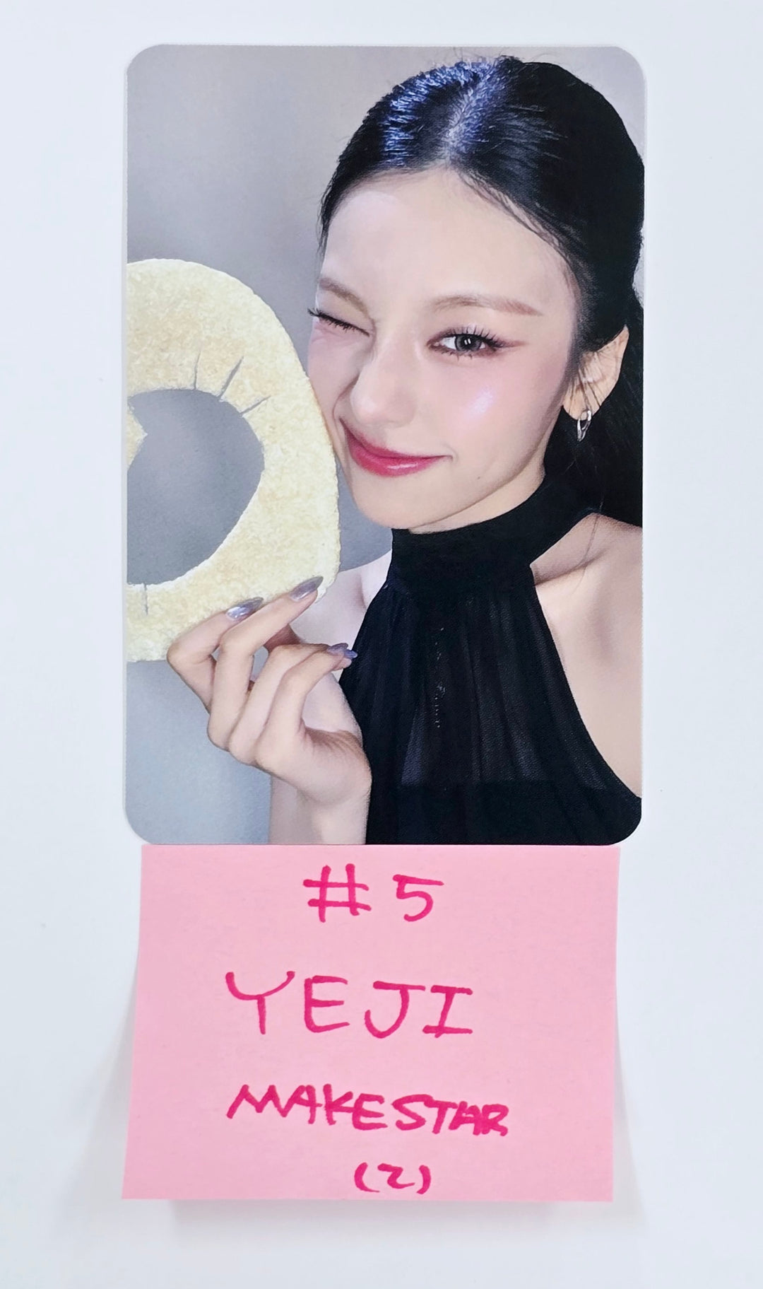 YEJI (Of ITZY) "Air" - Makestar Fansign Event Photocard Round 3 [25.4.29]