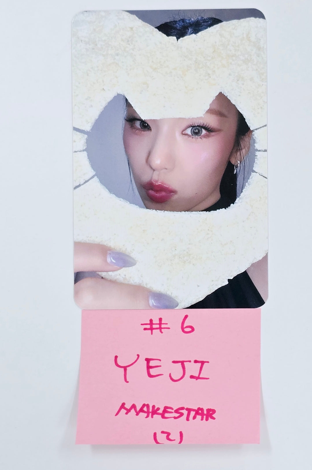 YEJI (Of ITZY) "Air" - Makestar Fansign Event Photocard Round 3 [25.4.29]