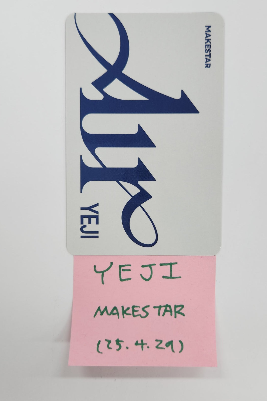 YEJI (Of ITZY) "Air" - Hand Autographed(Signed) Photocard [25.4.29]