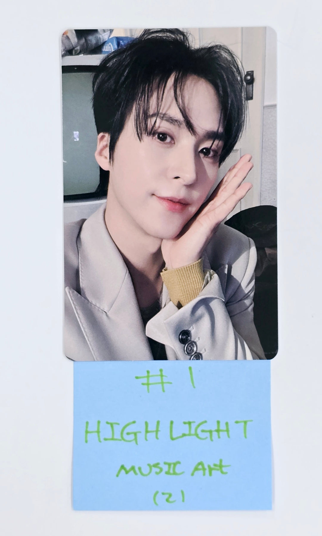 HIGHLIGHT "From Real to Surreal" - Music Art Fansign Event Photocard [25.4.30]