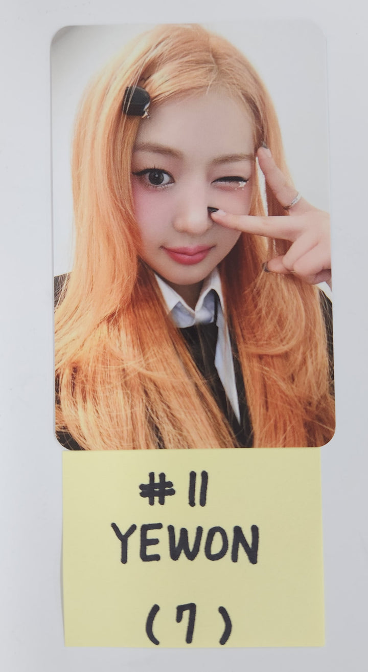 FIFTY FIFTY "Day &amp; Night" - Official Photocard [25.5.2]