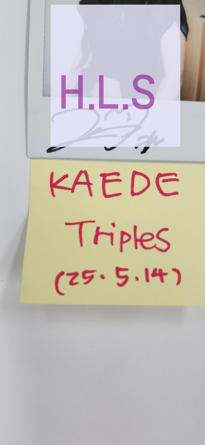 KAEDE (Of TripleS) Atom Double Class Objekt - Hand Autographed(Signed) Polaroid [25.5.14]