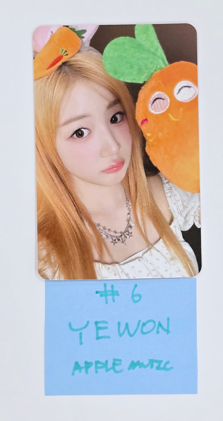 FIFTY FIFTY "Day &amp; Night" - Apple Music Fansign Event Photocard [25.5.14]