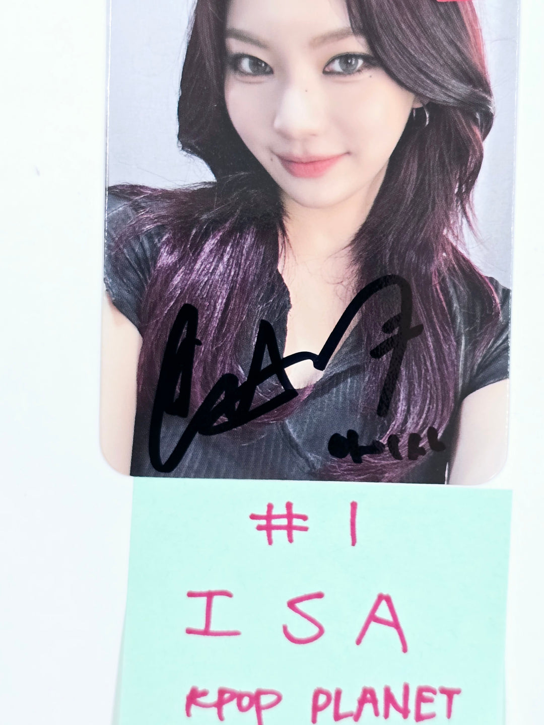 STAYC "S" - Hand Autographed(Signed) Photocard [25.5.15]