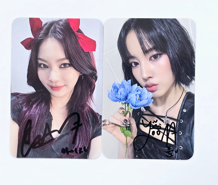STAYC "S" - Hand Autographed(Signed) Photocard [25.5.15]