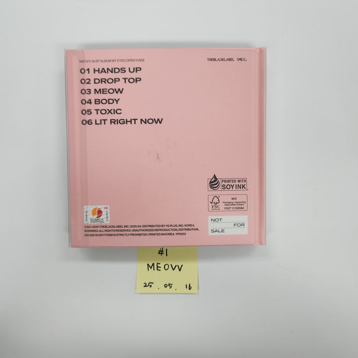 MEOVV "My Eyes Open VVIDE", TripleS "Assemble25", TripleS "Visionary Vision <performante>" - Hand Autographed(Signed) Promo Album [25.05.16] (Restocked 7/4)