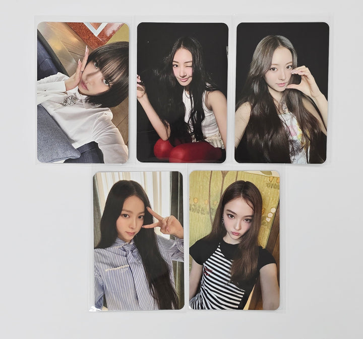 MEOVV "MY EYES OPEN VVIDE" - POP-UP Official MD Event Photocard Round 2 [25.5.20]