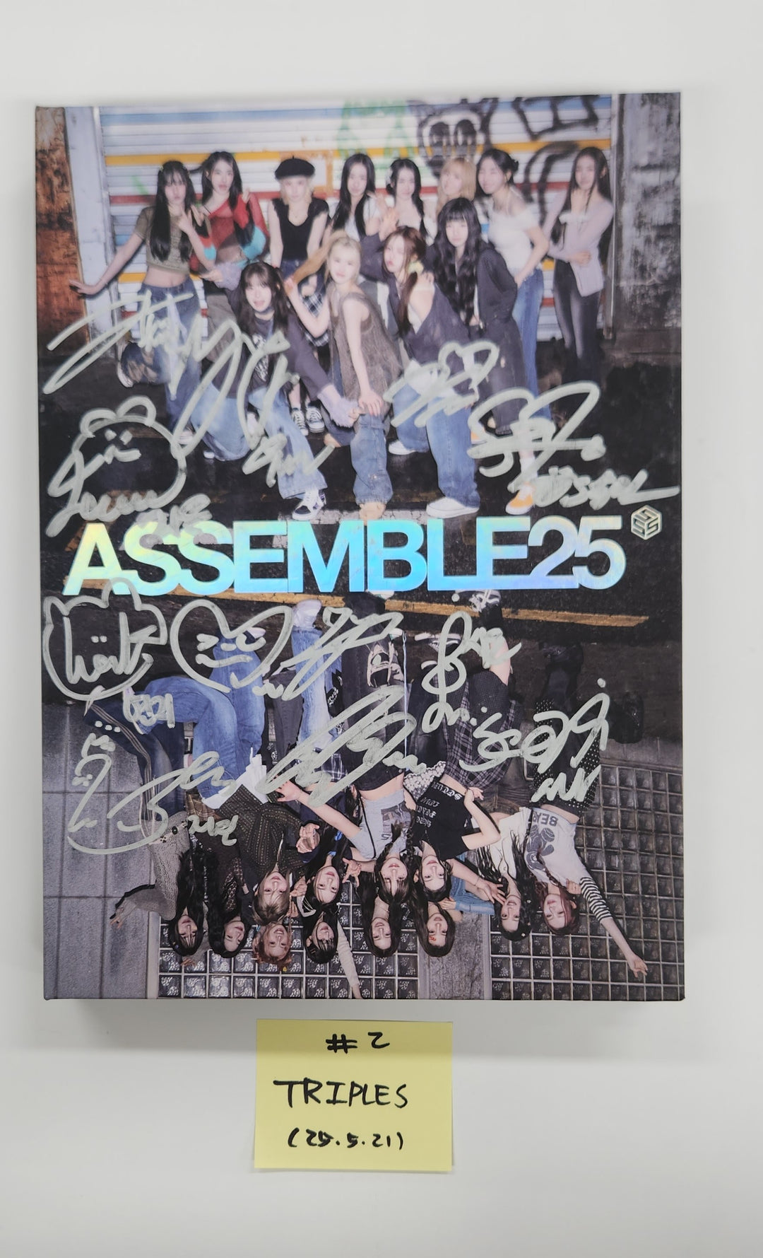 tripleS "ASSEMBLE25" - Hand Autographed(Signed) Promo Album [25.5.21]