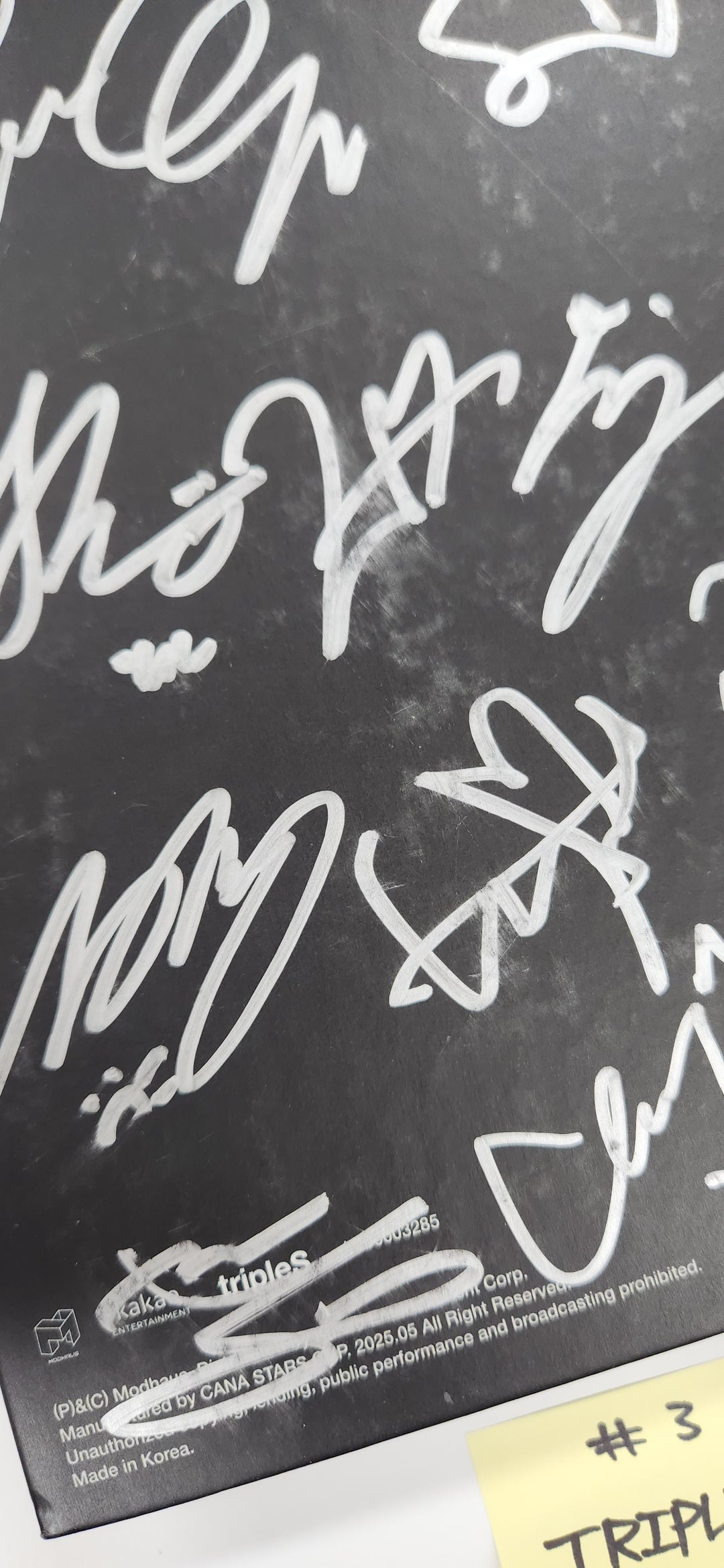 tripleS "ASSEMBLE25" - Hand Autographed(Signed) Promo Album [25.5.21]