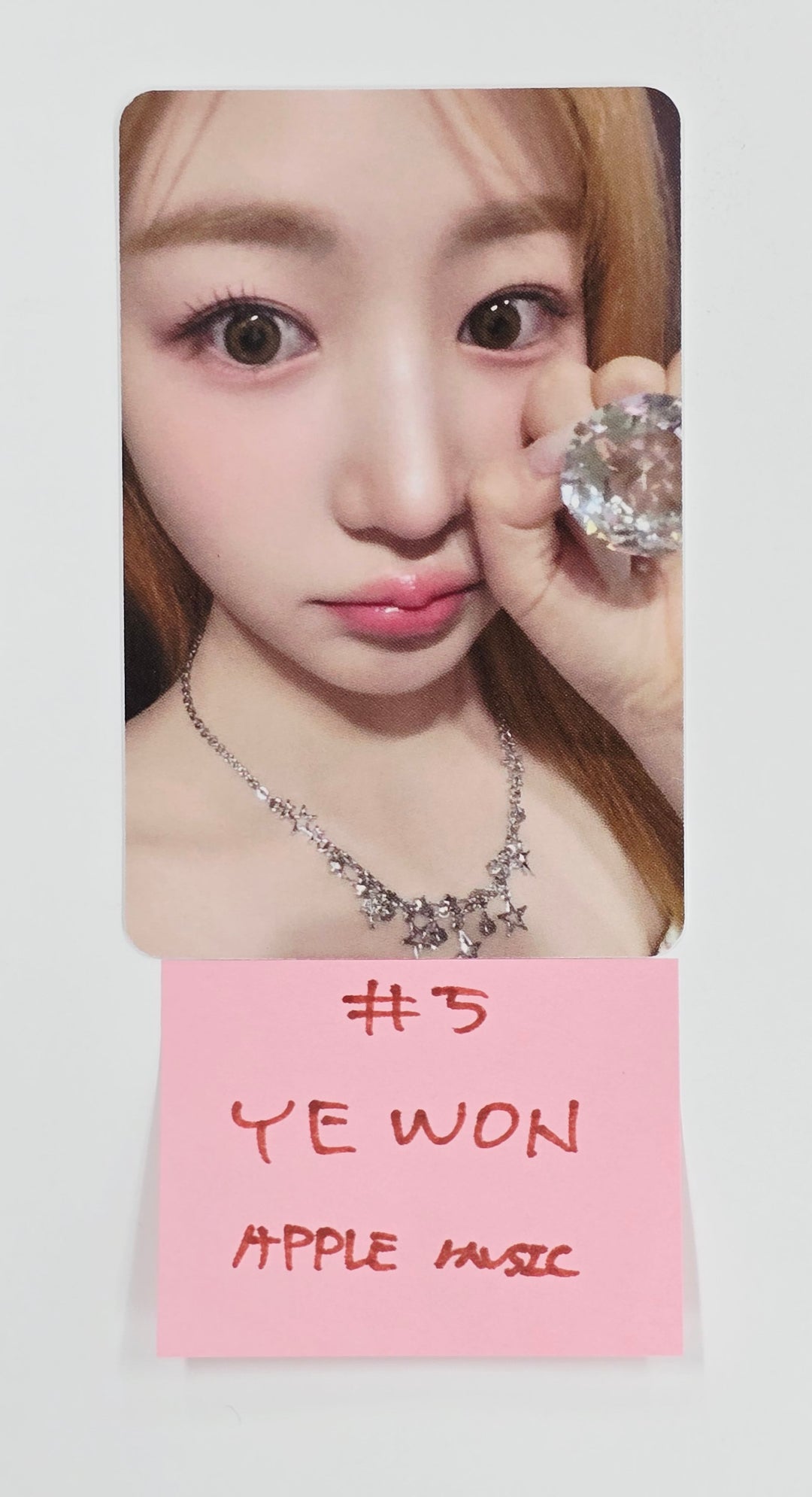 FIFTY FIFTY "Day &amp; Night" - Apple Music Fansign Event Photocard Round 3 [25.5.26]