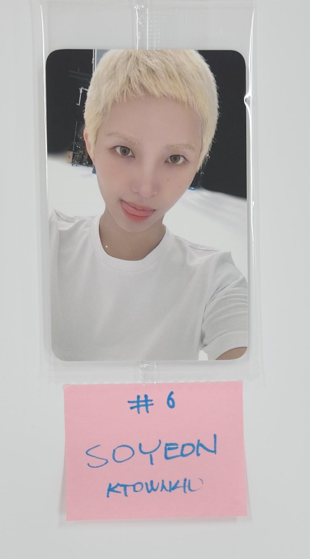 I-DLE "We are" - Ktown4U Special Gift Photocard [25.5.26]