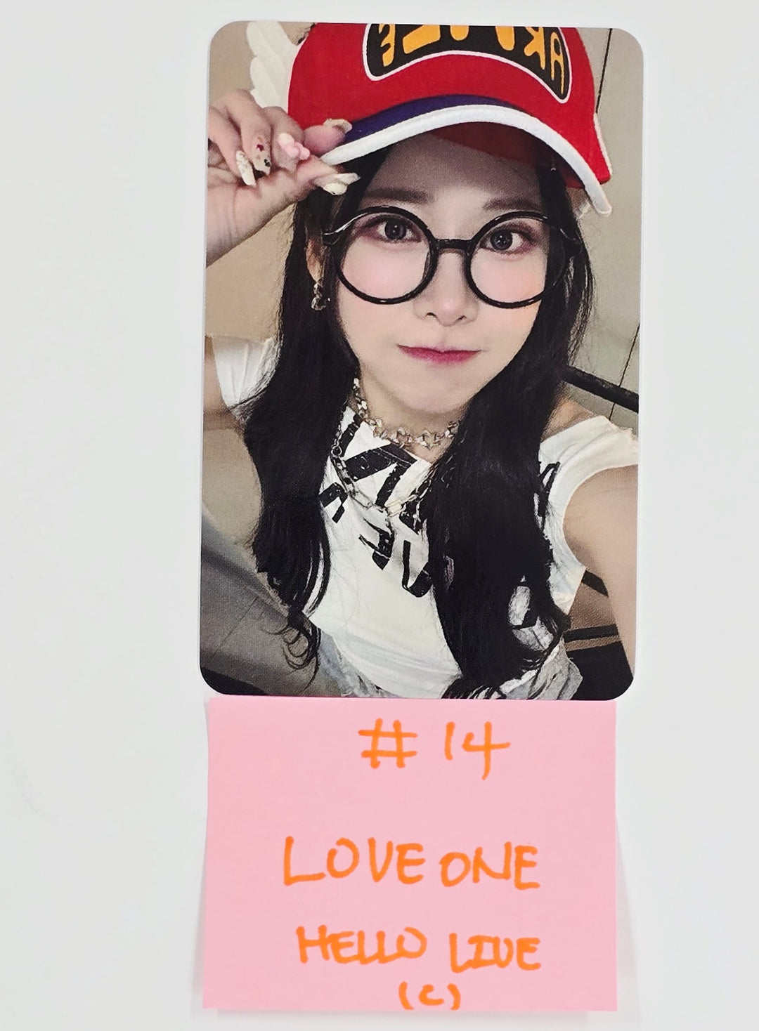 LOVEONE "Drama Queen" - Hello Live Fansign Event Photocard Round 2 [25.5.26]