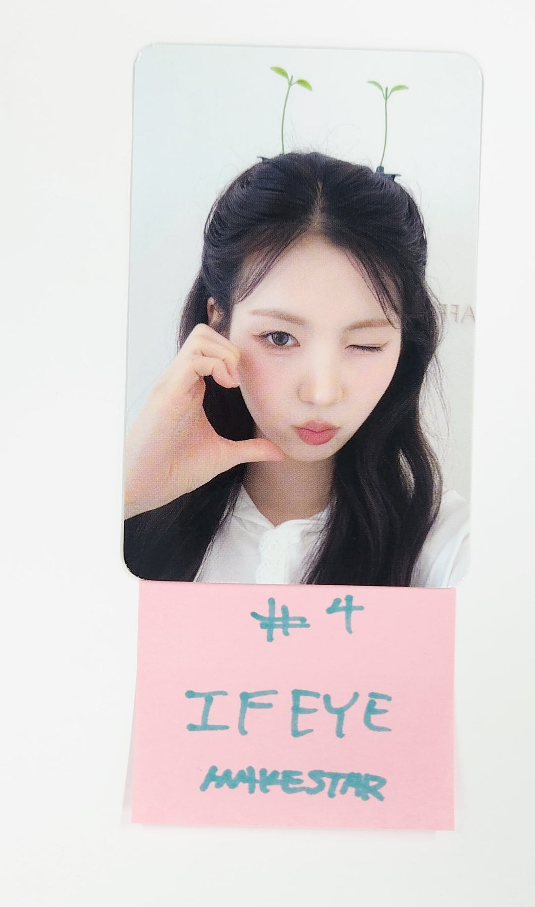 IFEYE "ERLU BLUE" - Makestar Fansign Event Photocard [25.5.26]