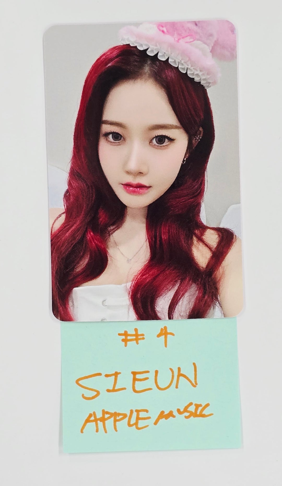 STAYC "S" - Apple Music Event Photocard Round 3 [25.5.27]
