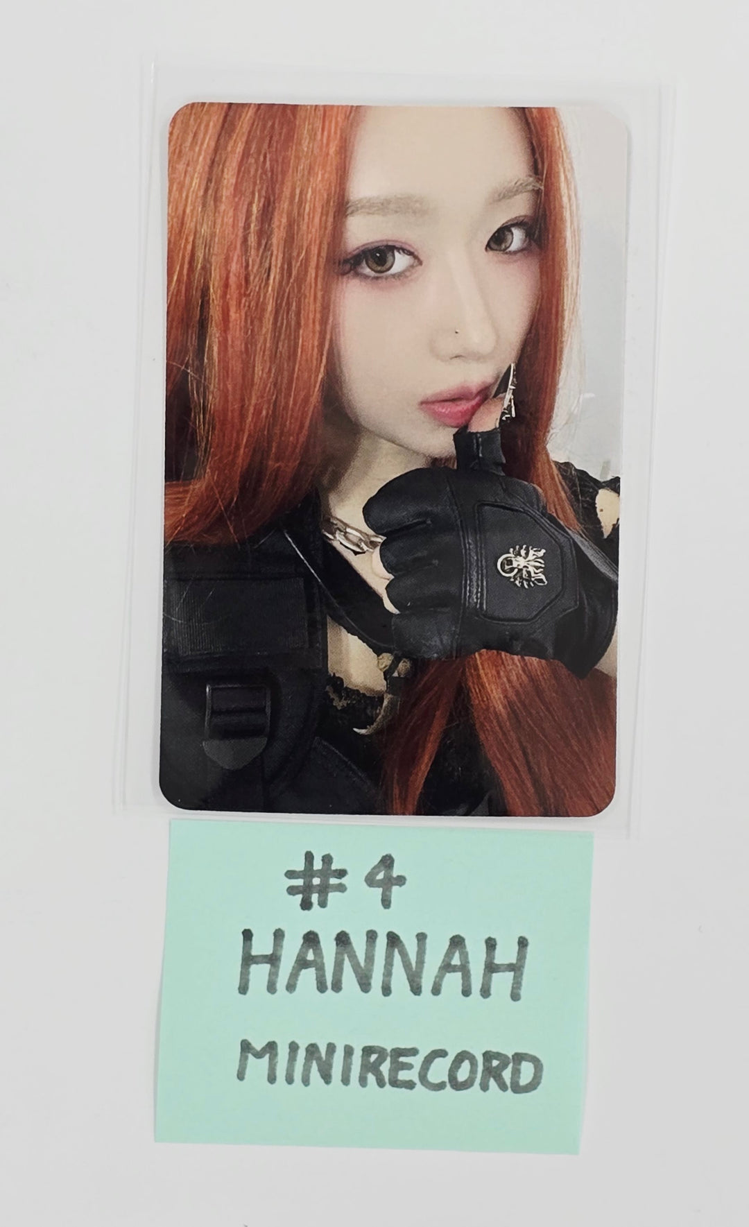 X:IN "Defend Myself" - Mini Record Pre-Order Benefit Photocard [25.5.27]