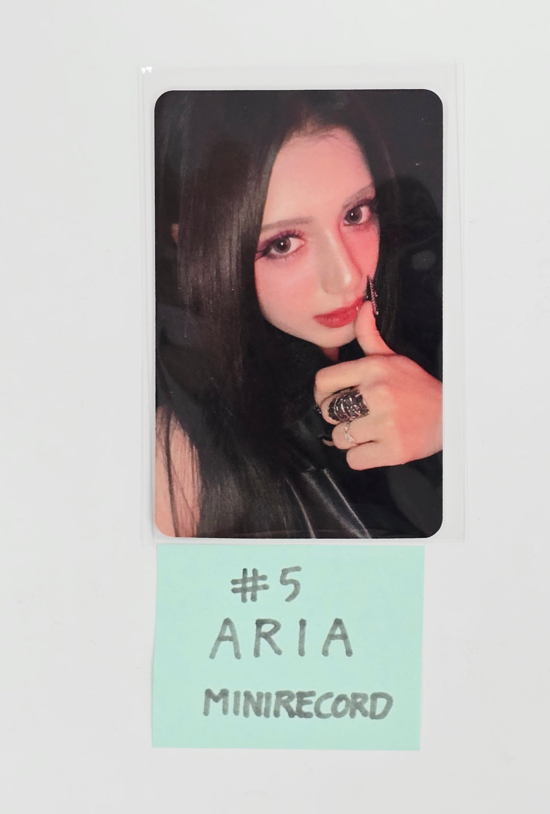 X:IN "Defend Myself" - Mini Record Pre-Order Benefit Photocard [25.5.27]