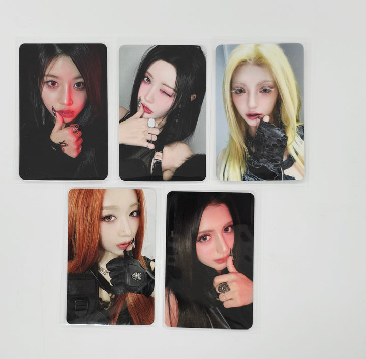 X:IN "Defend Myself" - Mini Record Pre-Order Benefit Photocard [25.5.27]