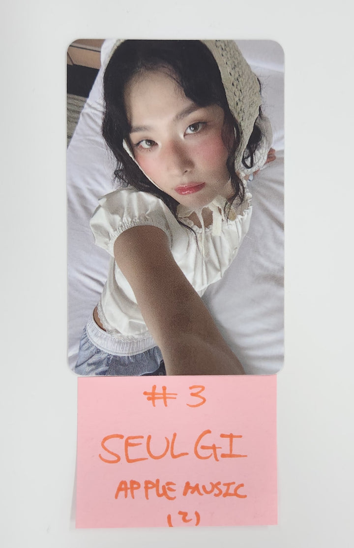 IRENE &amp; SEULGI (Of Red Velvet ) "TILT" - Apple Music Pre-Order Benefit Photocard [25.5.28]
