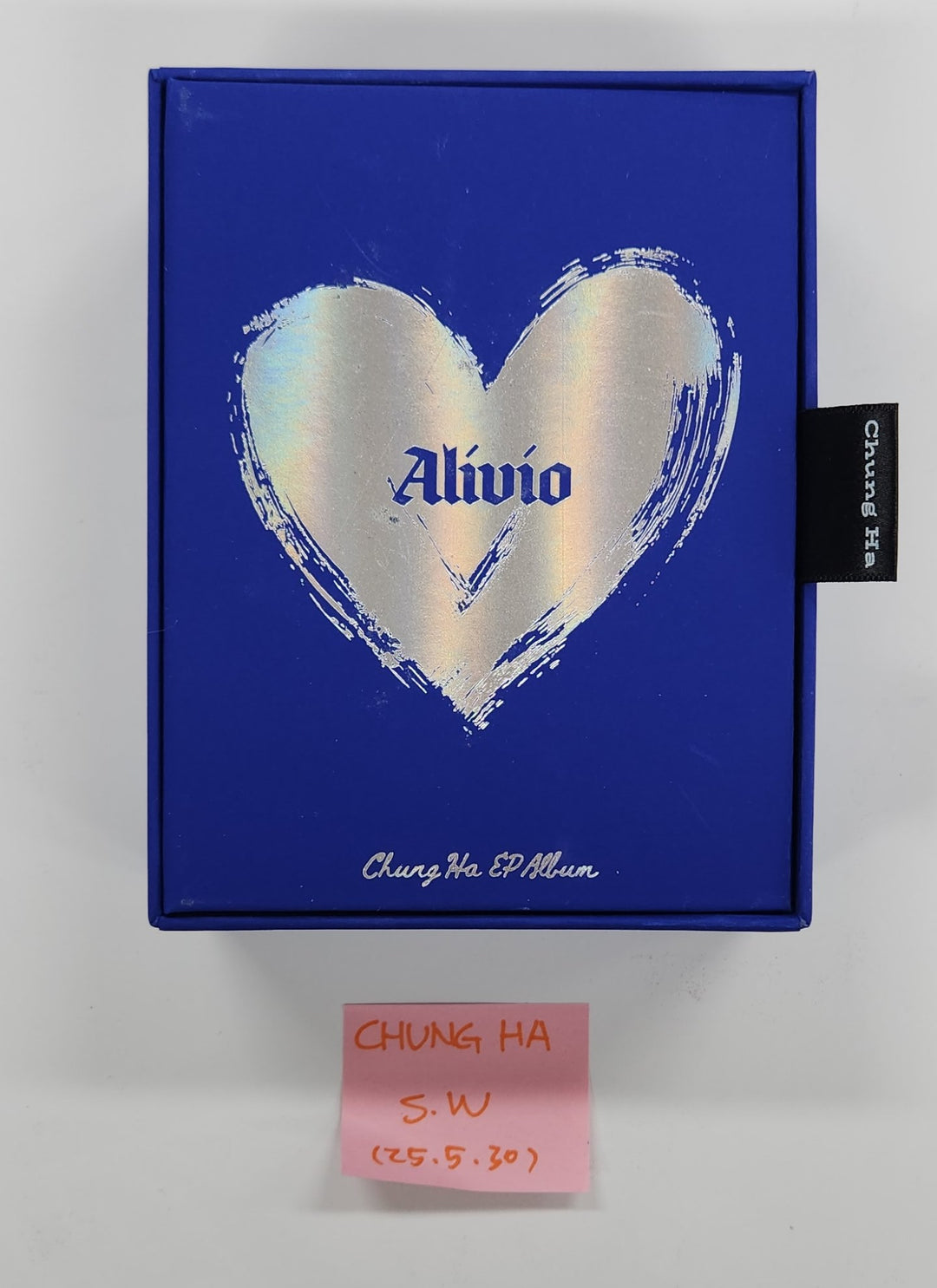 Chung Ha "Alivio" - Hand Autograhped(Signed) Album [25.5.30]