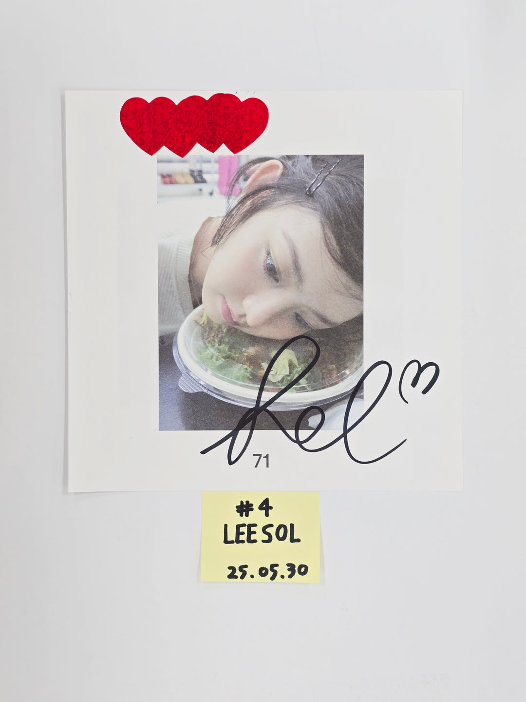 KiiiKiii "UNCUT GEM" - A Cut Page From Fansign Event Album [25.5.30]
