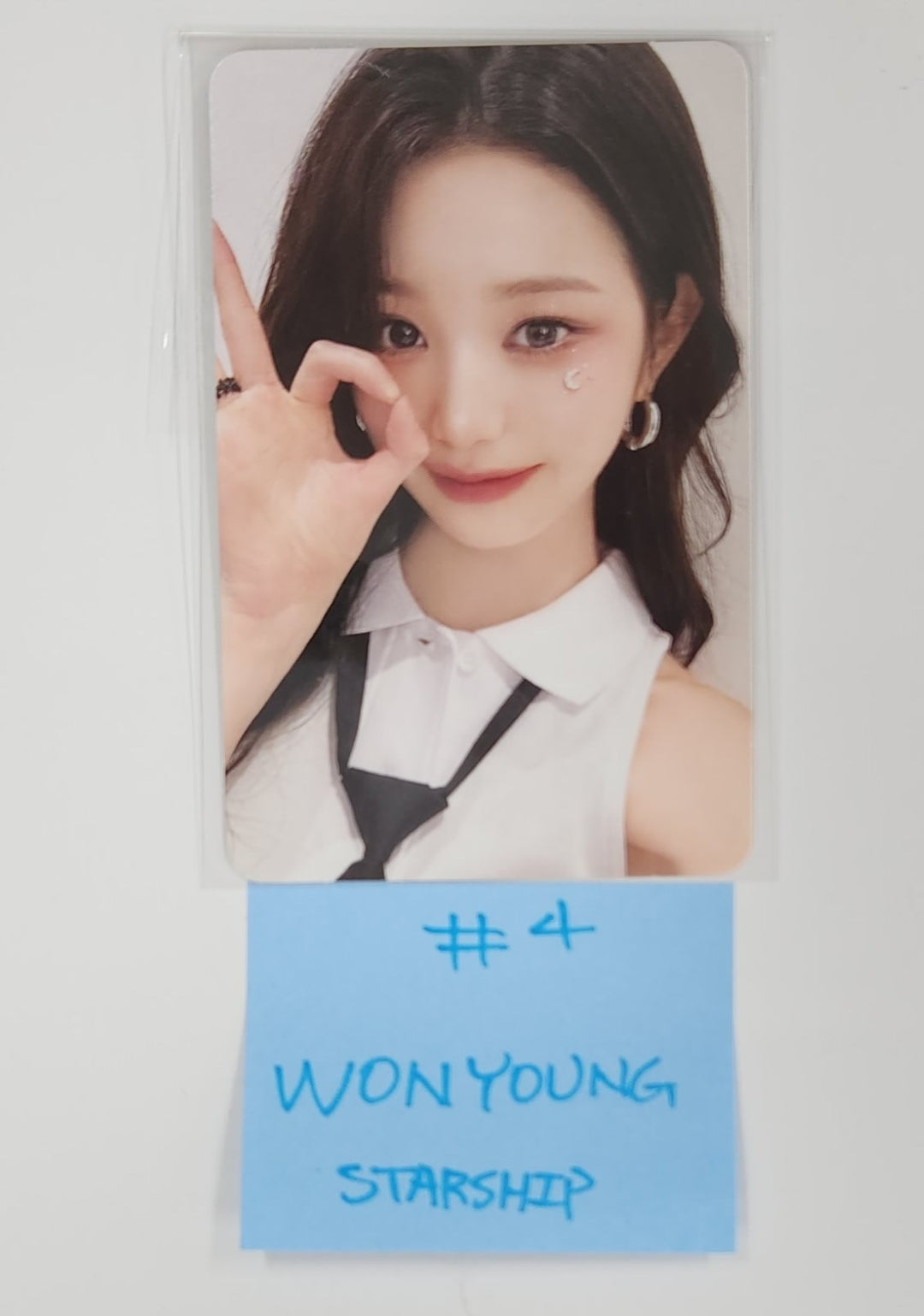 IVE "SHOW WHAT I HAVE" THE 1ST WORLD TOUR - Star Ship Pre-Order Benefit Photocard [Blu-ray Ver.] (Restocked) [25.6.2]