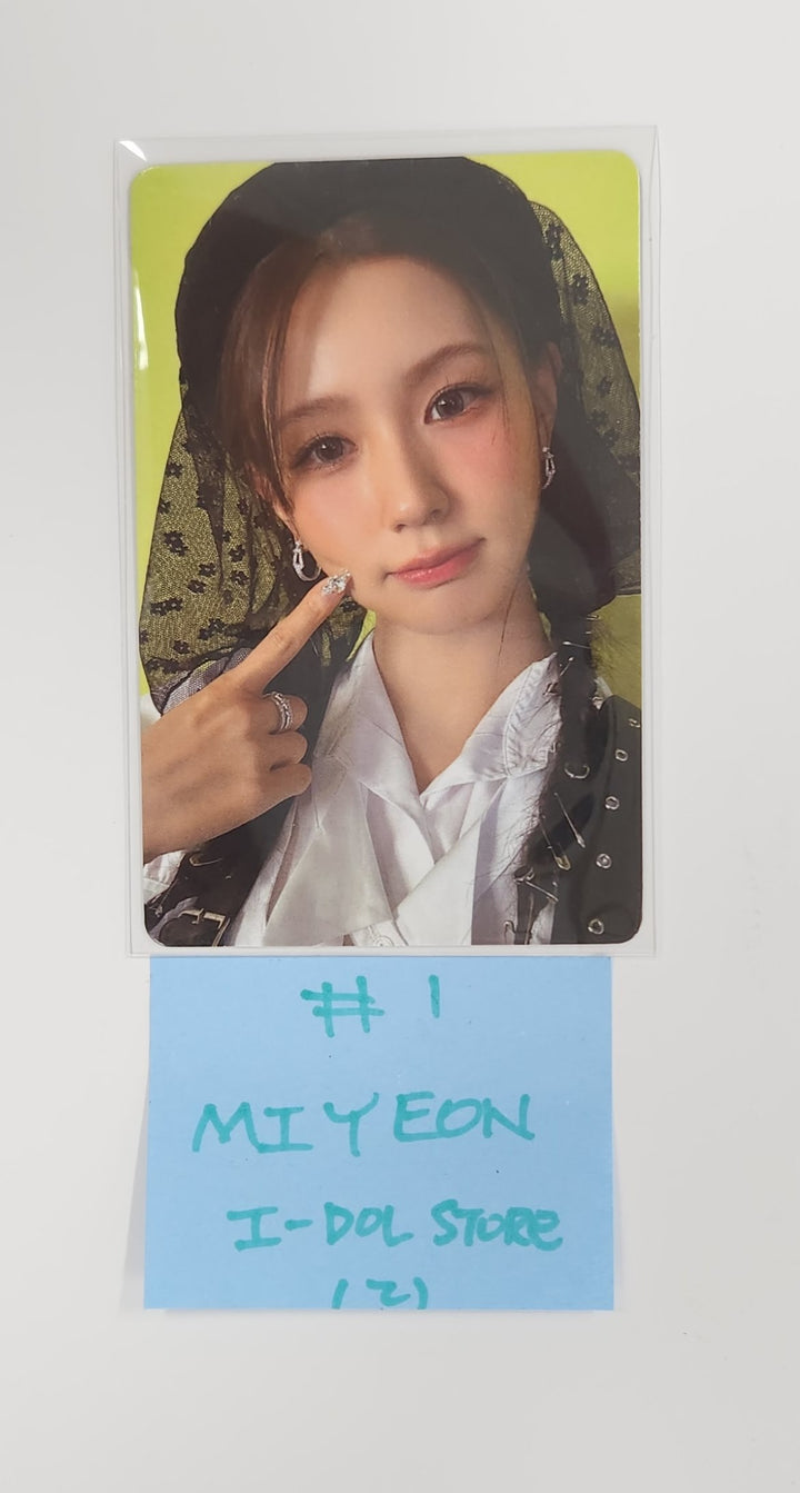 I-DLE "We are" - I-Dol Store Fansign Event Photocard [25.6.2]