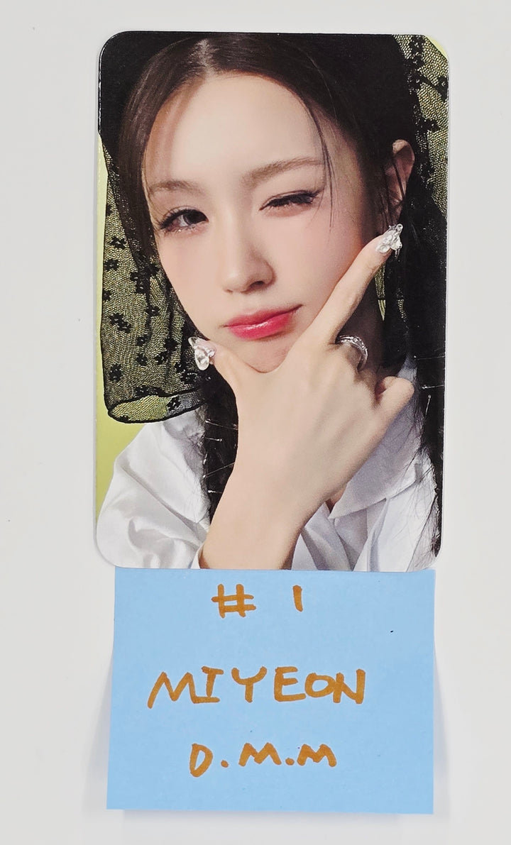 I-DLE "We are" - Dear My Muse Fansign Event Photocard [25.6.2]