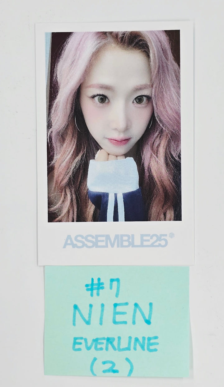 TripleS "ASSEMBLE25" - Everline Fansign Event Photocard Round 2 [25.6.9]
