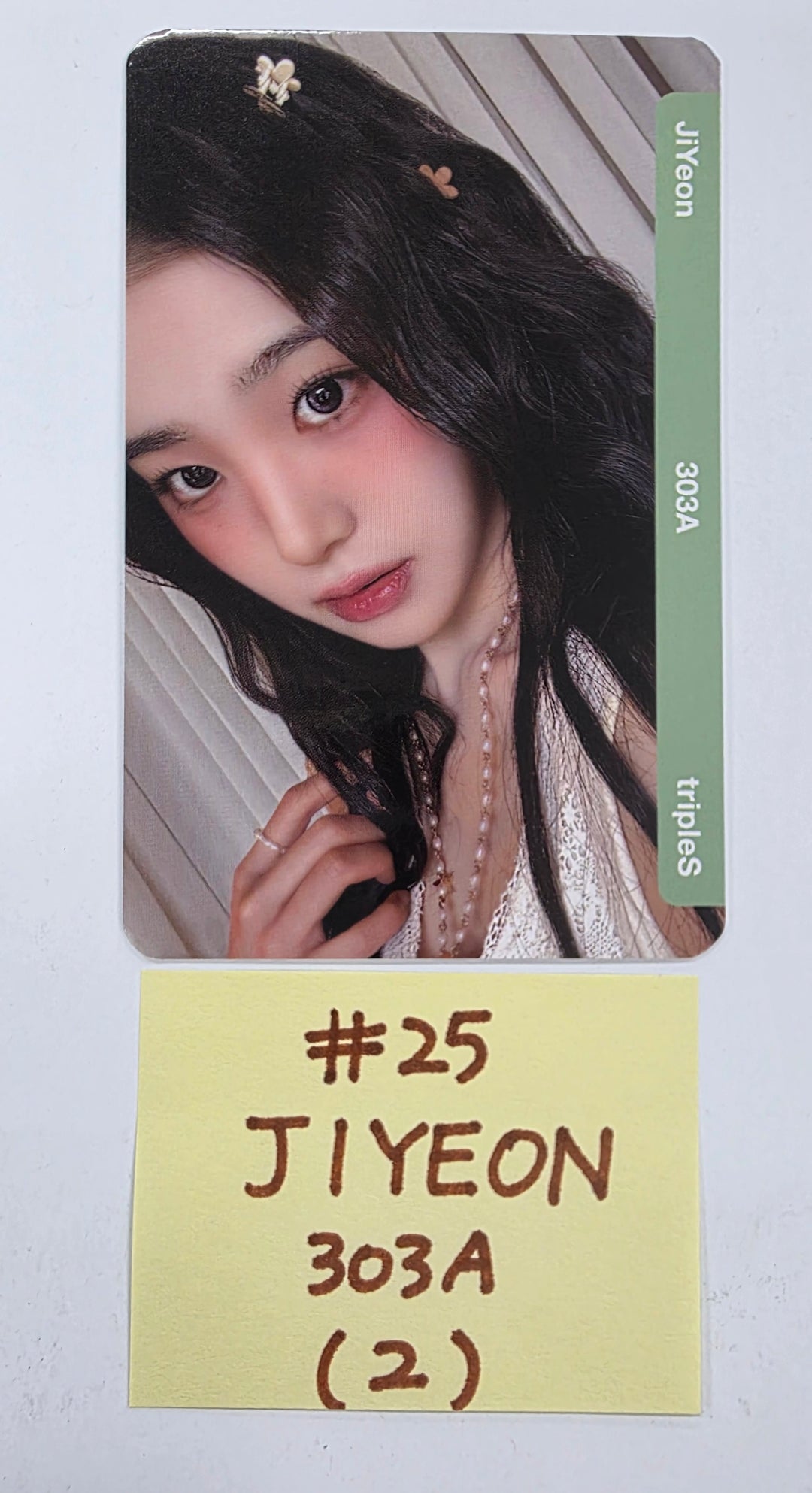 TripleS "ASSEMBLE25" Double Class Objekt - Official Photocard [We So Alive &amp; Are You Alive ver.] [25.6.10]