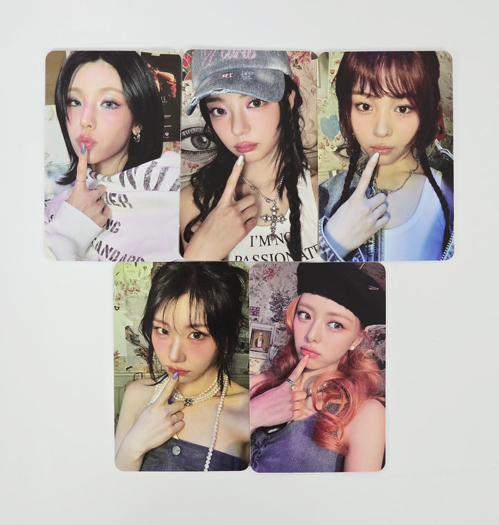 ITZY "Girls Will Be Girls" - Official Photocard [Folder Ver.] [25.6.13]
