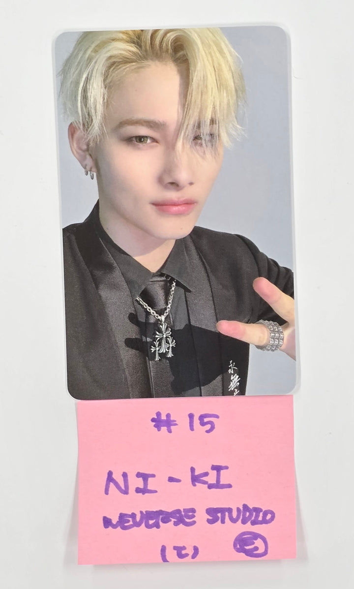 Enhypen "Desire : Unleash" - Weverse Shop Pre-Order Benefit (Studio Choom) Photocard [25.6.13]
