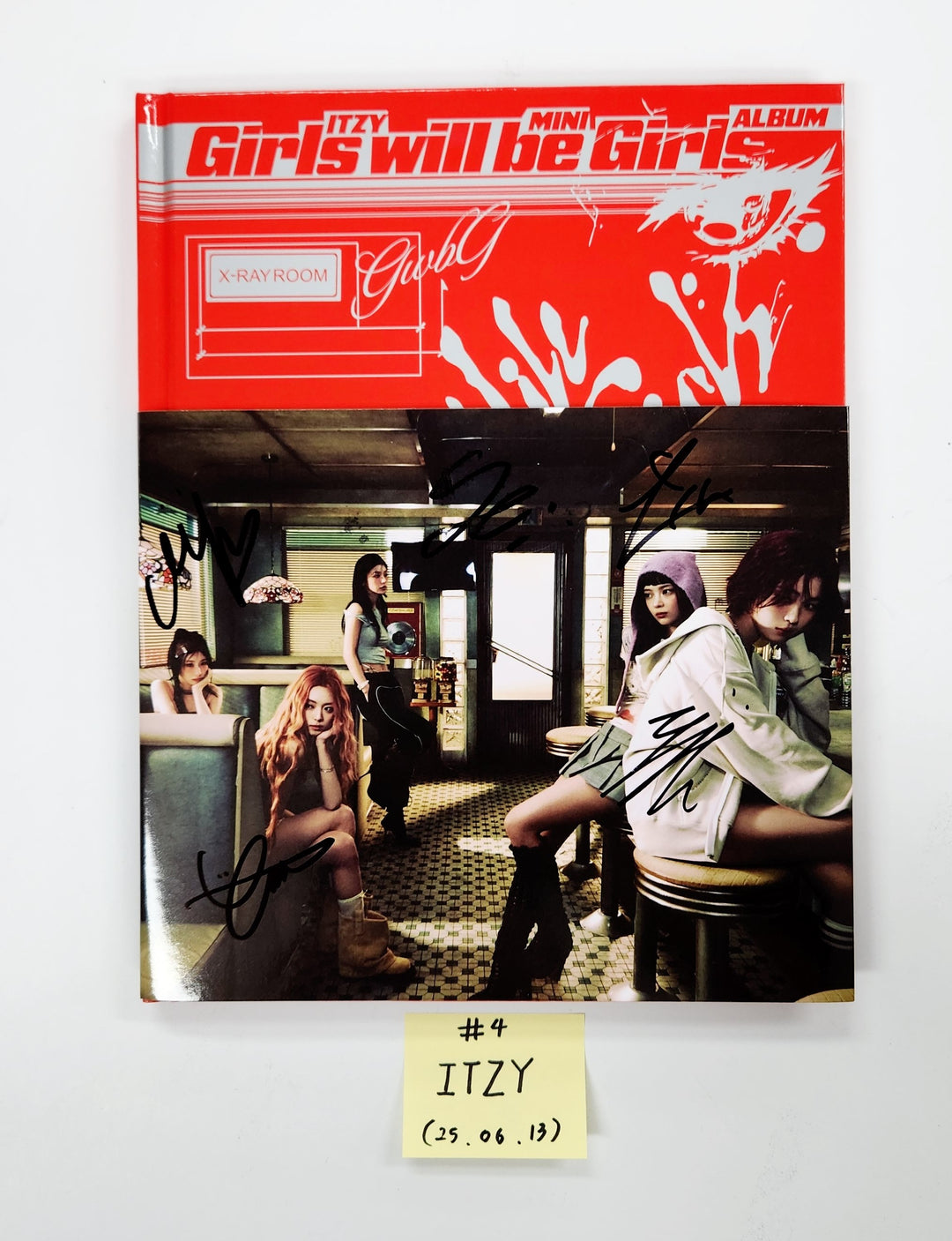 ITZY "Girls Will Be Girls", KISS OF LIFE "224", UAU "Playlist 