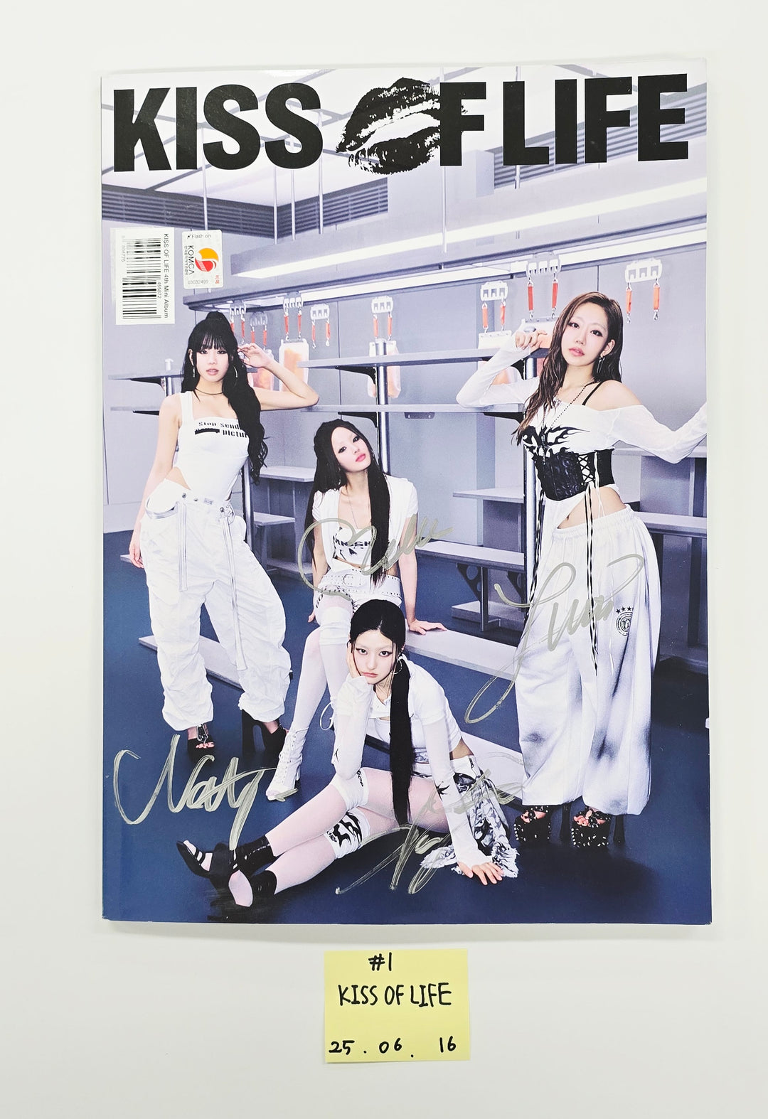 ATEEZ "GOLDEN HOUR : Part.3", KISS OF LIFE "224" - Hand Autographed(Signed) Promo Album [25.6.16] (Restocked 6/17)