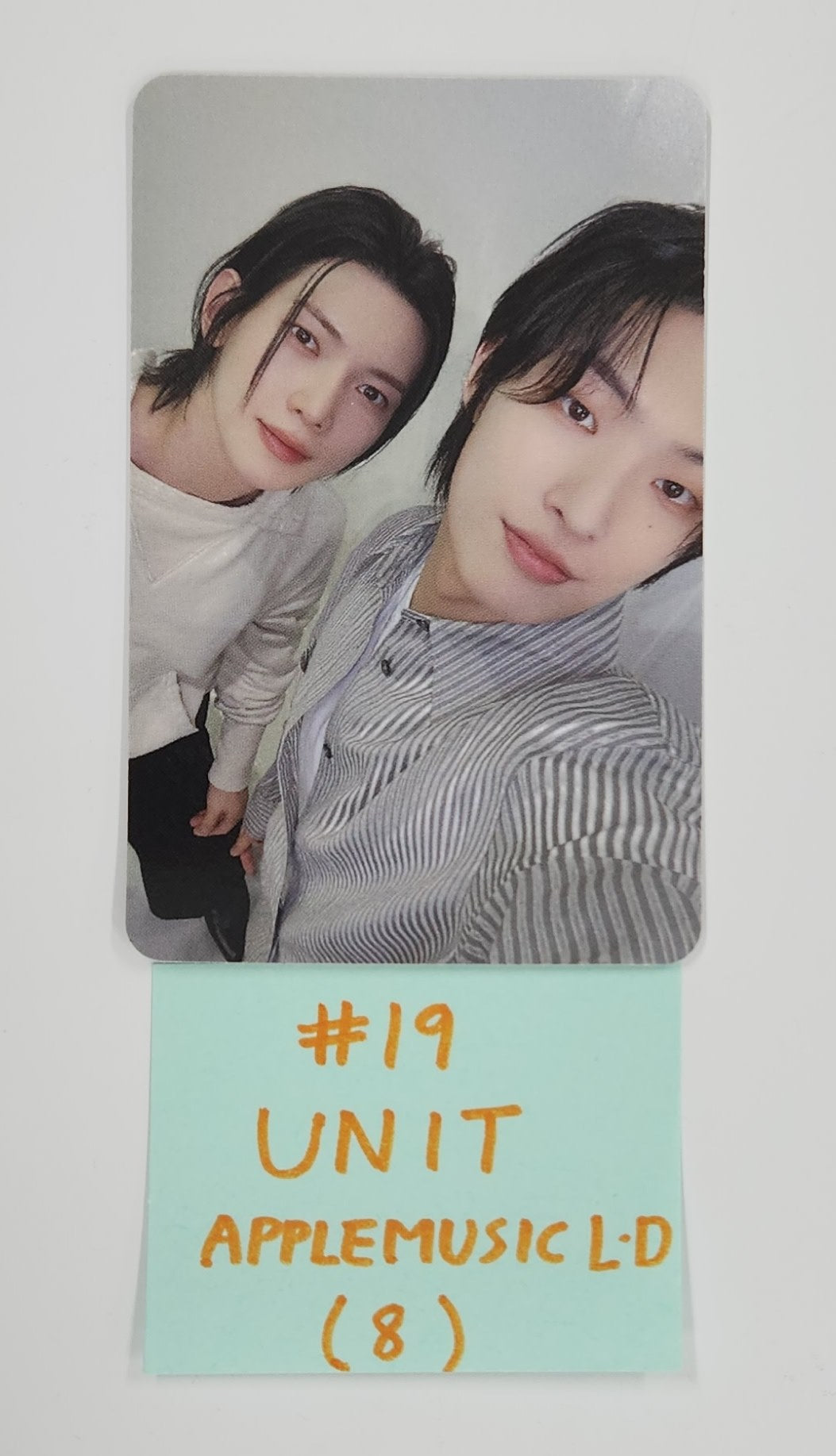 Ateez "GOLDEN HOUR : Part.3" - Apple Music Lucky Draw Event Photocard [Poca Ver.] [25.6.17]