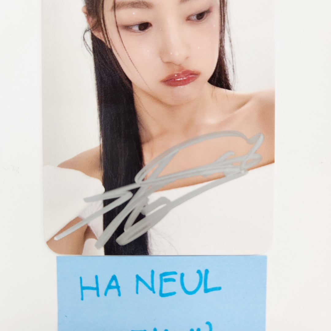 Haneul (Of KISS OF LIFE) "224" - Hand Autographed(Signed) Photocard [25.6.18]