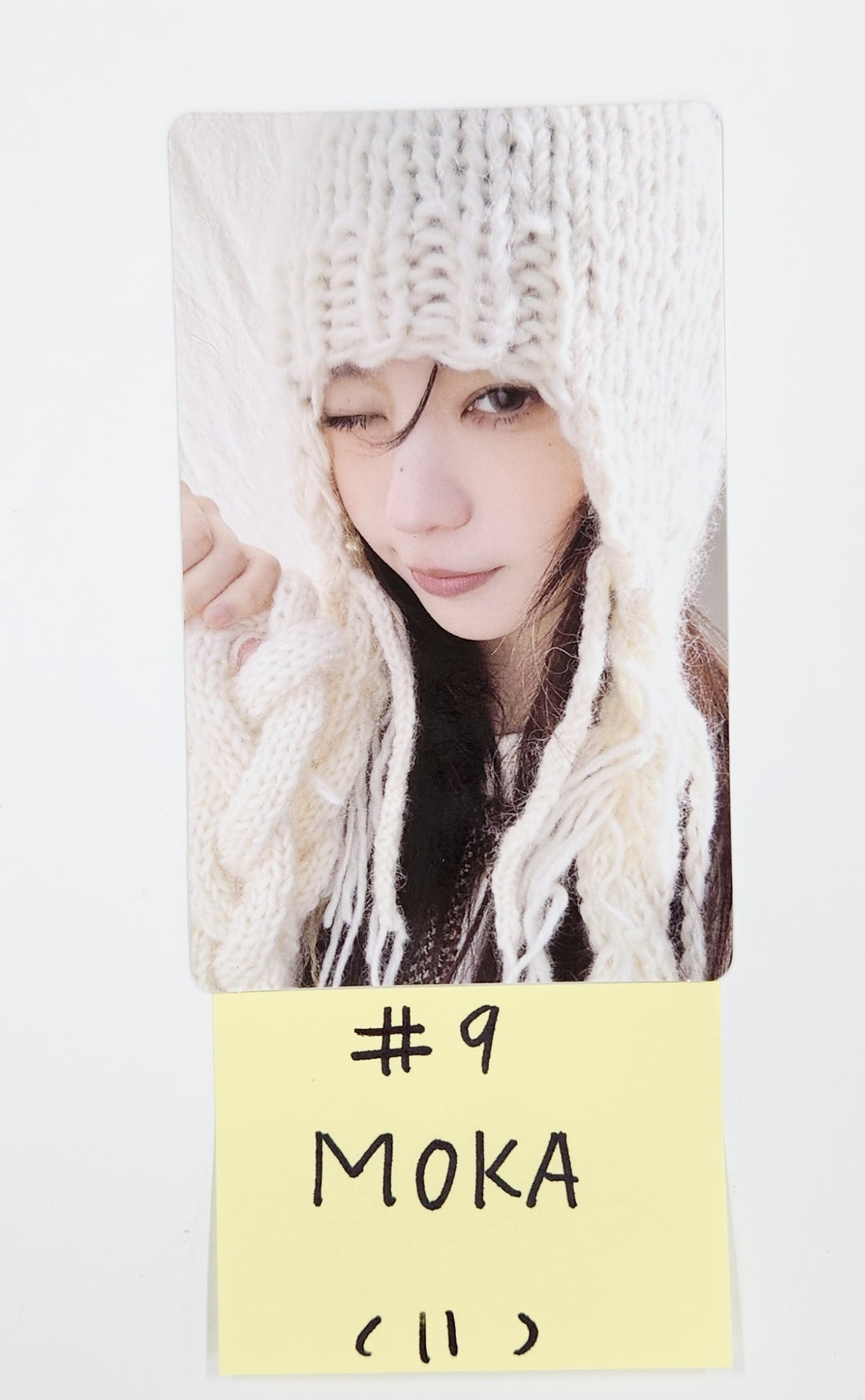 ILLIT "bomb" - Official Photocard [B] [25.6.18]