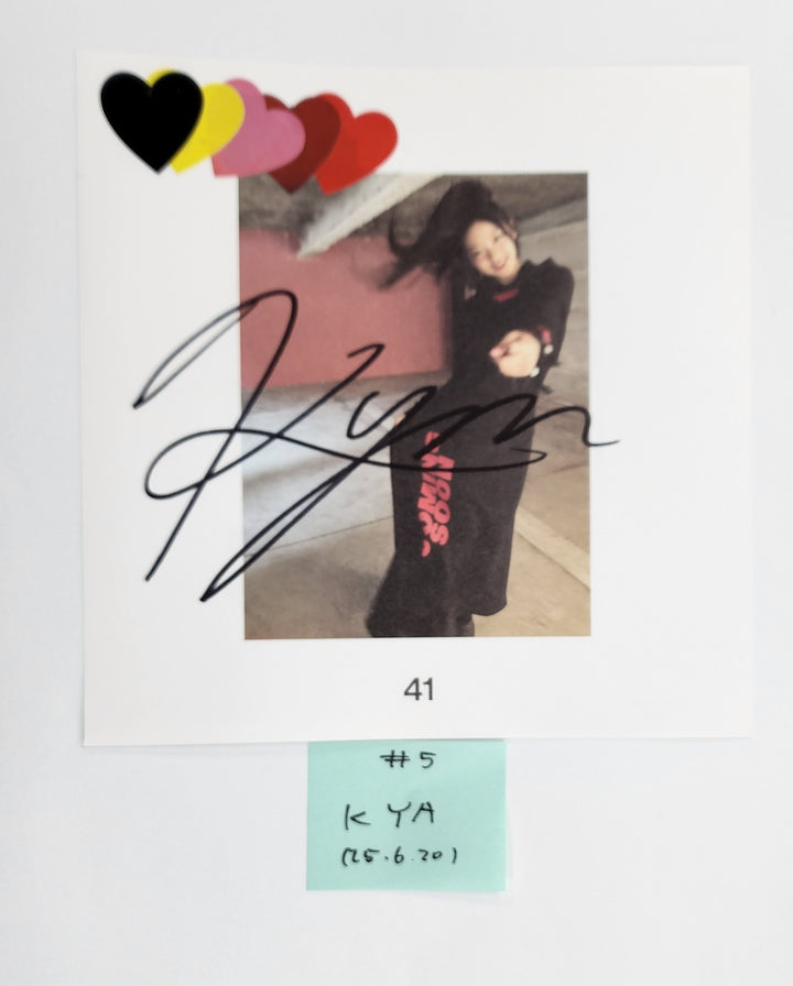 KiiiKiii "UNCUT GEM" - A Cut Page From Fansign Event Album [25.6.20]