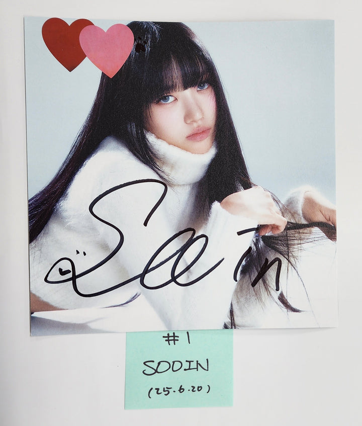 MEOVV "MY EYES OPEN VVIDE" -  A Cut Page From Fansign Event Album [25.6.20]