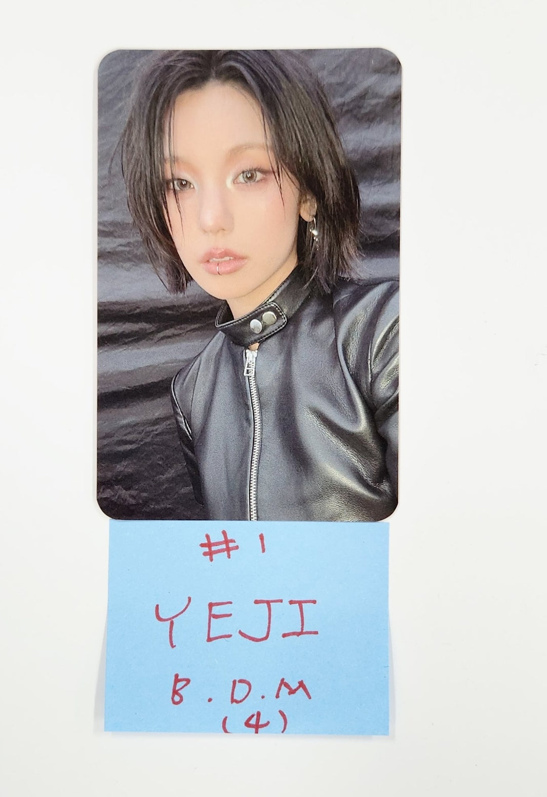 ITZY "Girls Will Be Girls" - Blue Dream Media Pre-Order Benefit Photocard [25.6.24]