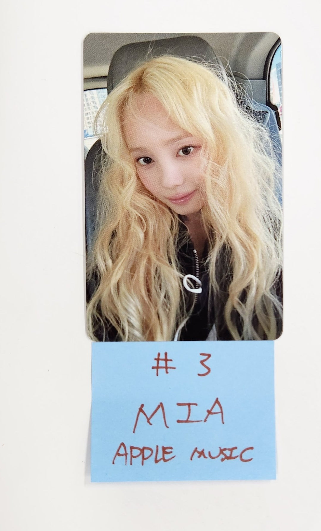 Baby DONT Cry "F Girl" - Apple Music Pre-Order Benefit Photocard [25.6.24]