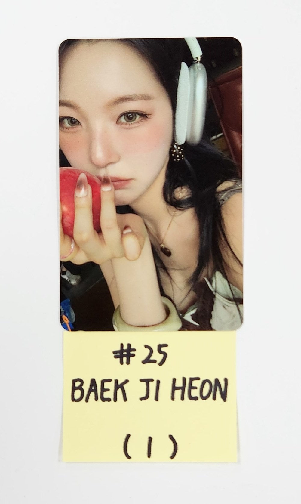 fromis_9 "From Our 20’s" - Official Photocard [25.6.27]