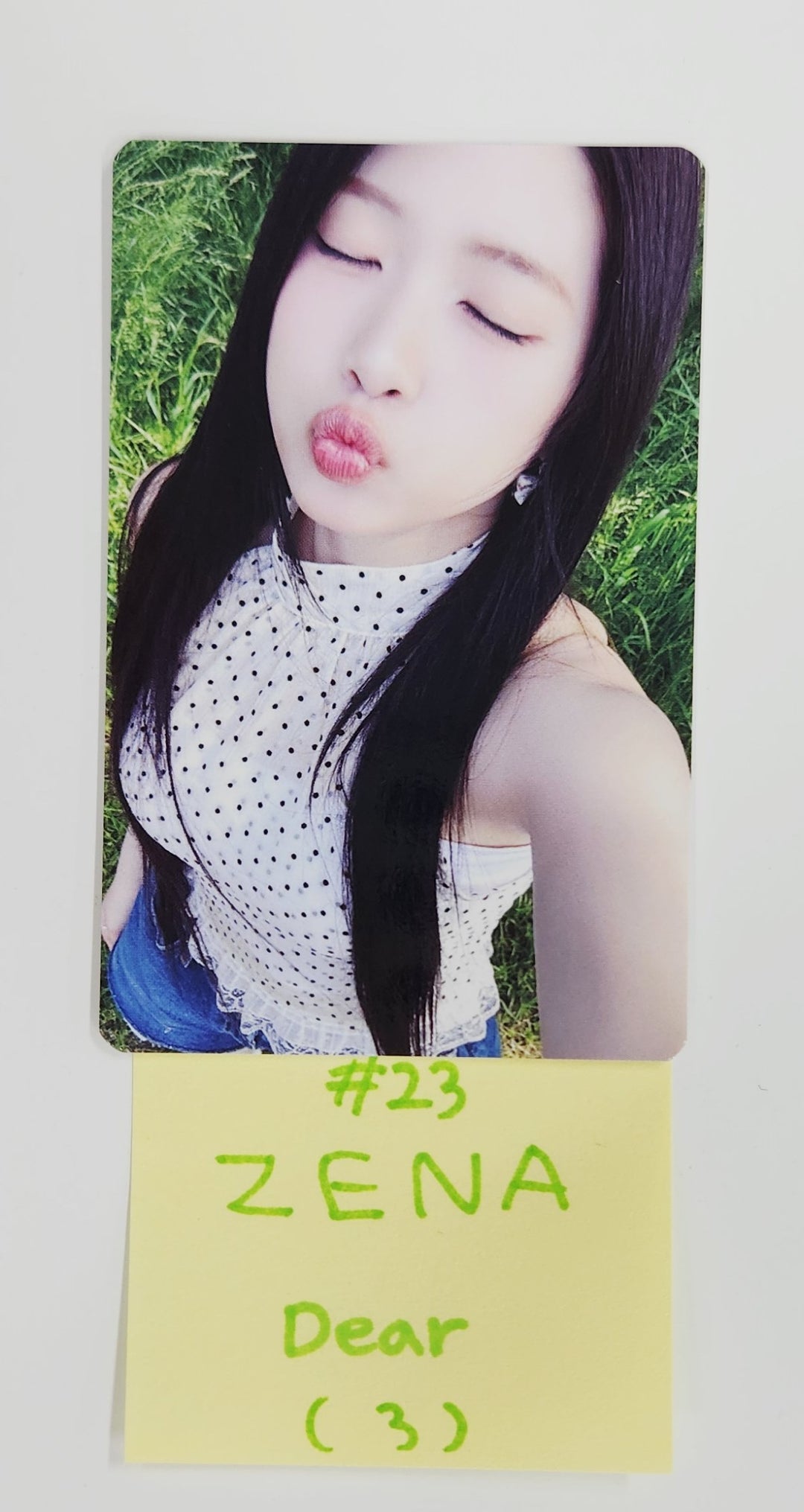 RESCENE "Dearest" - Official Photocard (QR Ver.) [Dear Ver.] [25.7.3]