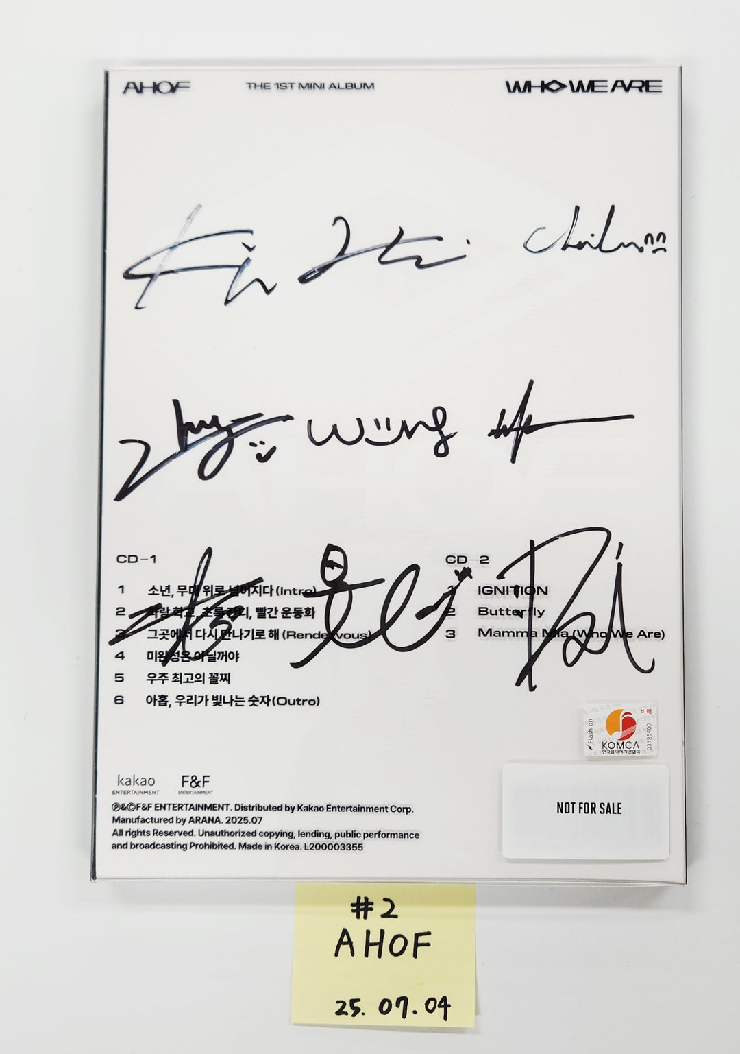 AHOF "WHO WE ARE" - Hand Autographed(Signed) Promo Album [25.7.4]