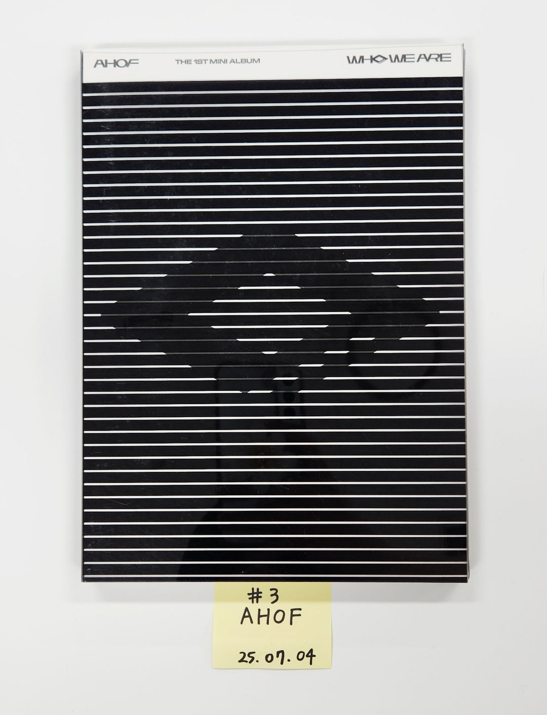 AHOF "WHO WE ARE" - Hand Autographed(Signed) Promo Album [25.7.4]