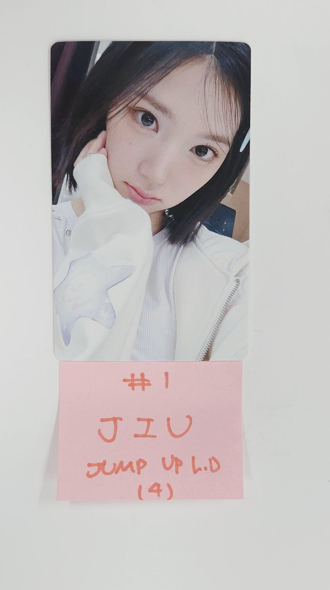 Hearts2Hearts "STYLE" - Jump Up Lucky Draw Event Photocard [25.7.10]